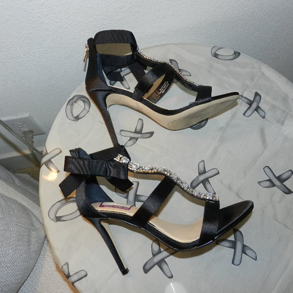 Jewel by Badgley Mischka Henderson Heels Black Satin Size 6 Crystal Rhinestone - Picture 7 of 16